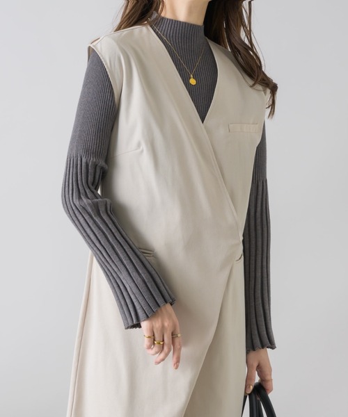 NEUNA（ヌナ）の「ノースリシンプルオールインワン/サロペット（サロペット/オーバーオール・レディース・アイボリー/ブラック・SMALL/MEDIUM/LARGE）」の17枚目の写真