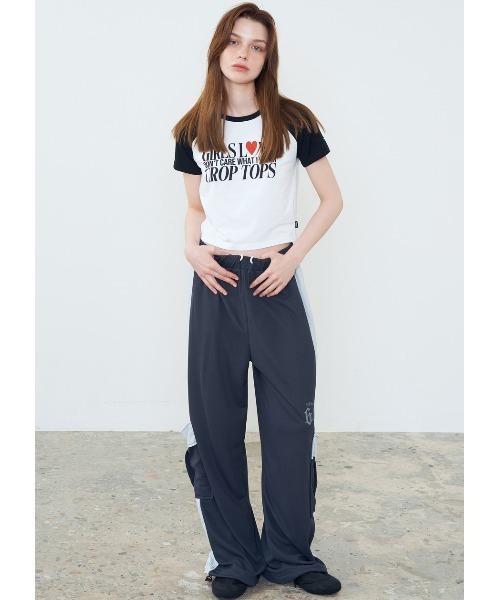 FANCY CLUB(ファンシークラブ)の「A'GEM/9 × .kom『 FANCY CLUB/ファンシークラブ』 COMELY RAGLAN TEE/カムリーラグラン 半袖カットソー(Tシャツ/カットソー・レディース・ブラック/ブルー・FREE)」の8枚目の写真