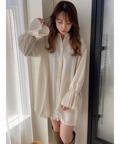 dazzlin（ダズリン）の「プリーツカフスバルーンシャツワンピース（ワンピース・レディース・ベージュ/グレー/オフホワイト・FREE）」の17枚目の写真