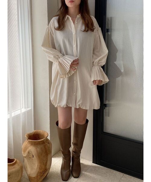 dazzlin（ダズリン）の「プリーツカフスバルーンシャツワンピース（ワンピース・レディース・ベージュ/グレー/オフホワイト・FREE）」の19枚目の写真