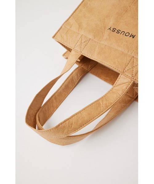 MOUSSY（マウジー）の「PAPER LIKE SHOPPERS バッグ（ハンドバッグ・レディース・ベージュ/シルバー・FREE）」の5枚目の写真