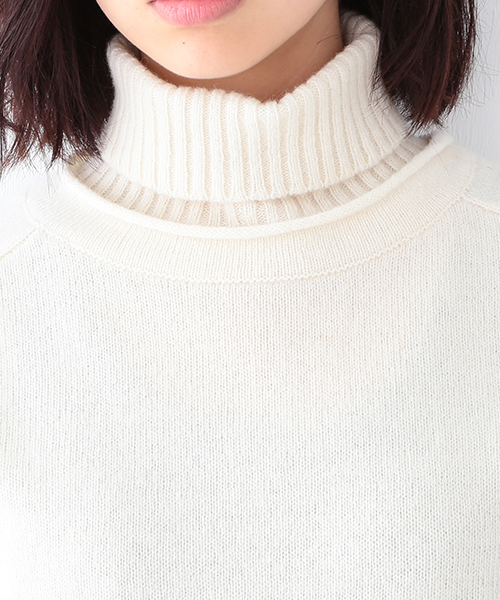 BEAMS BOY(ビームスボーイ)の「BEAMS BOY / 5ゲージ エリ袖リブ タートルネック(ニット/セーター・レディース・グレー/ブラウン/ナチュラル・ONE SIZE)」の16枚目の写真