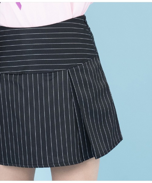 ANLIBERTY ANAP(アンリバティアナップ)の「ピンストライプボックスミニスカート【セットアップ対応】(スカート・レディース・グレー/ブラック・M/S)」の14枚目の写真