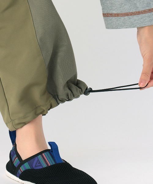 チチカカ(チチカカ)の「パッチワーク風カーゴパンツ【ユニセックス】(カーゴパンツ・メンズ・カーキ/ブラック・MEDIUM/LARGE)」の12枚目の写真