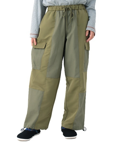 チチカカ(チチカカ)の「パッチワーク風カーゴパンツ【ユニセックス】(カーゴパンツ・メンズ・カーキ/ブラック・MEDIUM/LARGE)」の4枚目の写真