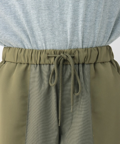 チチカカ(チチカカ)の「パッチワーク風カーゴパンツ【ユニセックス】(カーゴパンツ・メンズ・カーキ/ブラック・MEDIUM/LARGE)」の8枚目の写真