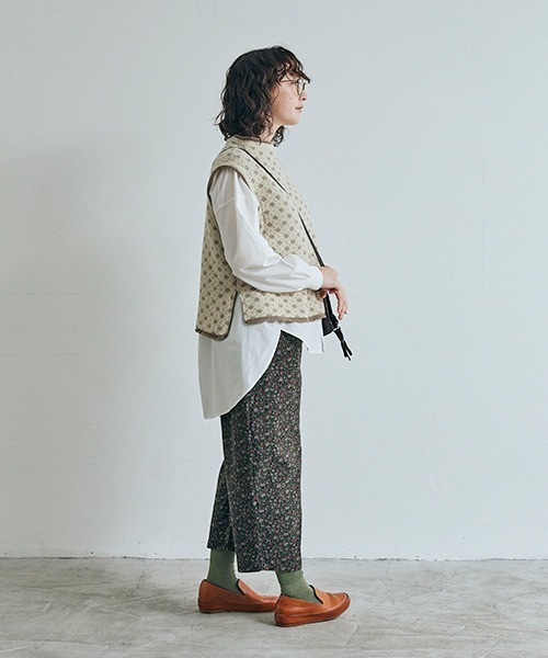 NARU FACTORY（ナルファクトリー）の「花柄コーデュロイ エッグパンツ（その他パンツ・レディース・グリーン系その他/ブラック・FREE）」の8枚目の写真