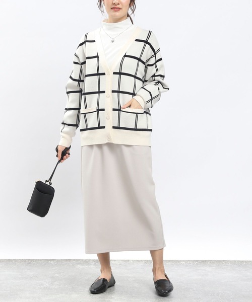 GLOBAL WORK Smile Seed Store（グローバルワーク スマイルシードストア）の「ジャガード柄Ｖカーデ/908047（カーディガン/ボレロ・レディース・グレー系その他7/ホワイト系その他7/ダークグレー・LARGE/MEDIUM/SMALL/X-LARGE）」の4枚目の写真