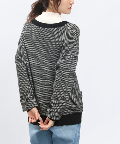 GLOBAL WORK Smile Seed Store（グローバルワーク スマイルシードストア）の「ジャガード柄Ｖカーデ/908047（カーディガン/ボレロ・レディース・グレー系その他7/ホワイト系その他7/ダークグレー・LARGE/MEDIUM/SMALL/X-LARGE）」の14枚目の写真