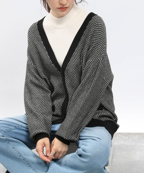 GLOBAL WORK Smile Seed Store（グローバルワーク スマイルシードストア）の「ジャガード柄Ｖカーデ/908047（カーディガン/ボレロ・レディース・グレー系その他7/ホワイト系その他7/ダークグレー・LARGE/MEDIUM/SMALL/X-LARGE）」の16枚目の写真