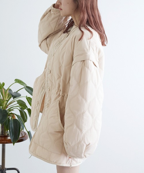 w closet(ダブルクローゼット)の「【2WAY】ひょうたんキルティングジャケット(ノーカラージャケット・レディース・カーキ/キナリ/チェック/ブラック・FREE)」の14枚目の写真