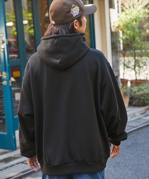 Lui’s モンスターパーカー　ビックシルエット　ブラック　Mサイズ　美品 Lui's（ルイス）の「NEW モンスターパーカー ビッグシルエット