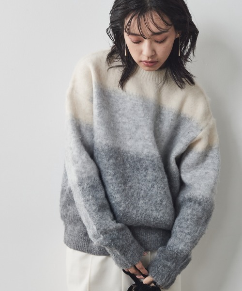 CHIC STYLE（シックスタイル）の「＜大きいサイズ＞グラデーションニットプルオーバー シックスタイル（ニット/セーター・レディース・グレー系/ブラウン系・L/LL/3L/4L/5L）」の4枚目の写真