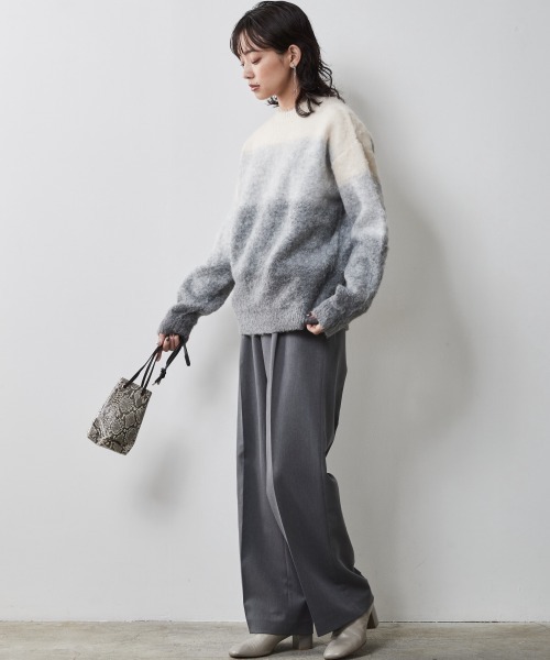 CHIC STYLE（シックスタイル）の「＜大きいサイズ＞グラデーションニットプルオーバー シックスタイル（ニット/セーター・レディース・グレー系/ブラウン系・L/LL/3L/4L/5L）」の18枚目の写真