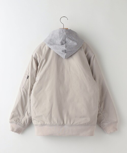 SHIPS（シップス）の「SHIPS KIDS:145～160cm / MA-1 キルティング フード ジャケット（MA-1・キッズ・ライトグレー/オリーブ・M/160/S/145）」の3枚目の写真