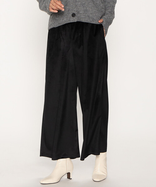 COMME CA ISM(コムサイズム)の「ベロア ワイドパンツ(その他パンツ・レディース・ブラック/ダークブラウン/グレー・M/L)」の8枚目の写真