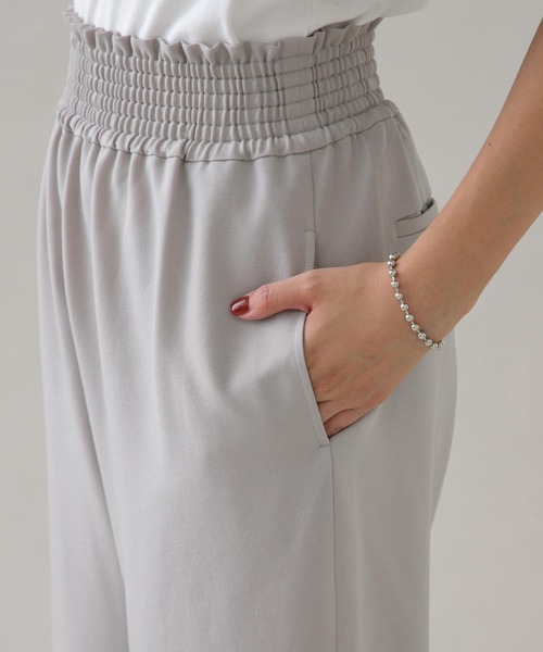 URBAN RESEARCH Sonny Label(アーバンリサーチサニーレーベル)の「『UR TECH SMOOTHLUXE』ウールライクワイドパンツ(その他パンツ・レディース・ブラック/ライトグレー・38/36)」の22枚目の写真