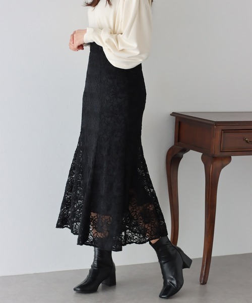 BLUEEAST（ブルーイースト）の「起毛フラワーレースマーメイドスカート（スカート・レディース・チャコールグレー/ブラック/モカ・LARGE/MEDIUM）」の5枚目の写真