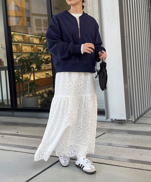 fredy emue（フレディエミュ）の「ショート丈ハーフジップスウェット（スウェット・レディース・ネイビー/チャコールグレー/アイボリー・38）」の3枚目の写真