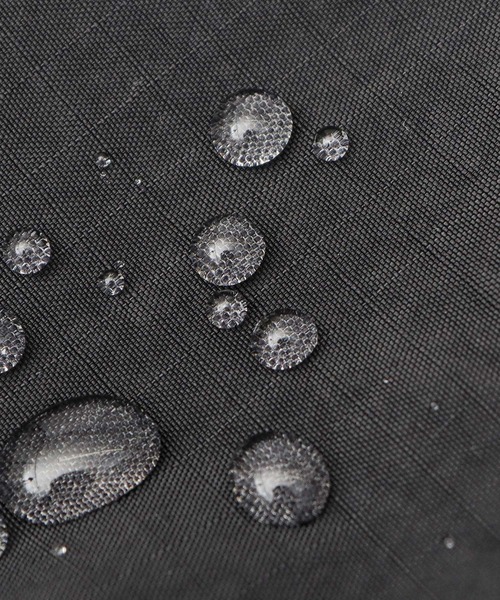 THRASHER（スラッシャー）の「撥水加工 リップストップナイロン ビッグショルダーバッグ GONZ シワナイロンシリーズ（ショルダーバッグ・メンズ・ブラック・FREE）」の7枚目の写真