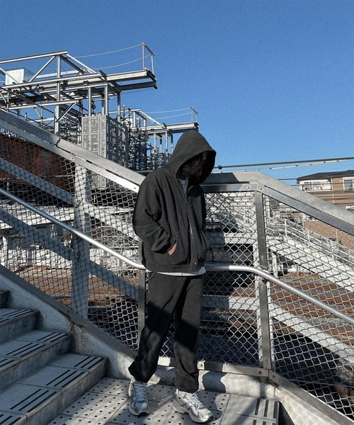 FLEX(フレックス)の「【FLEX】Heavy weight pigmentzip parker(パーカー・メンズ・グレー/ブラック・MEDIUM/LARGE/X-LARGE)」の11枚目の写真