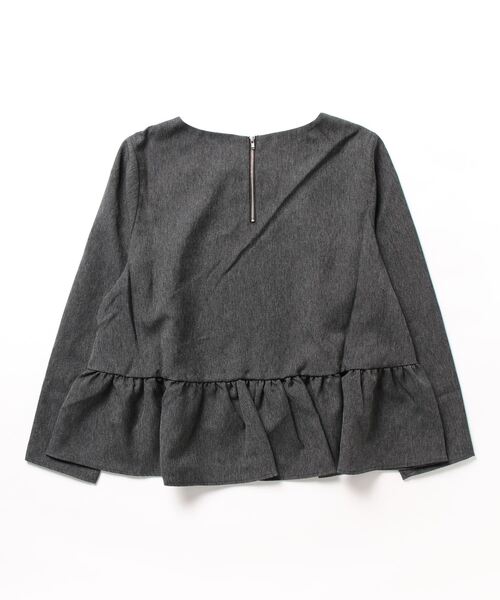 u plume(ユープリュム)の「デニム風ペプラムブラウス(シャツ/ブラウス・レディース・ブラック/ネイビー・4L/3L/LL)」の3枚目の写真