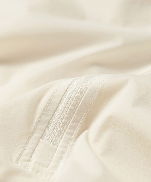 BEAMS(ビームス)の「BEAMS / ハーフジップ テック フーディ(ブルゾン・メンズ・ミント/ライトグレー・M/XL/L/S)」の6枚目の写真