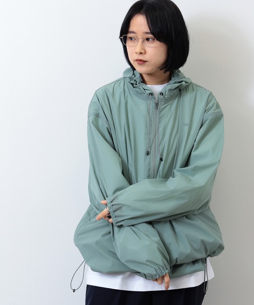 BEAMS(ビームス)の「BEAMS / ハーフジップ テック フーディ(ブルゾン・メンズ・ミント/ライトグレー・M/XL/L/S)」の19枚目の写真