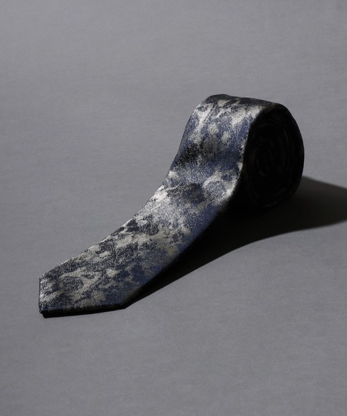 SITRY(シトリー)の「Total Pattern Print Necktie/総柄プリント ネクタイ(ネクタイ・メンズ・ブラウン系その他2/グリーン系その他/ブラウン系その他3/レッド系その他/ブラック系その他/グリーン系その他2/ベージュ系その他/ブラウン系その他/グレー系その他・FREE)」の3枚目の写真