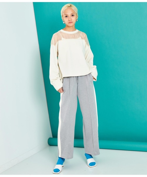 Settimissimo（セッティミッシモ）の「裏毛オーガンジ切替スウェット（スウェット・レディース・ブラック/アイボリー・FREE）」の6枚目の写真