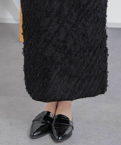 NANO universe（ナノユニバース）の「フリンジニットスカート(セットアップ可)（スカート・レディース・ブラック/オフホワイト・S/M）」の21枚目の写真