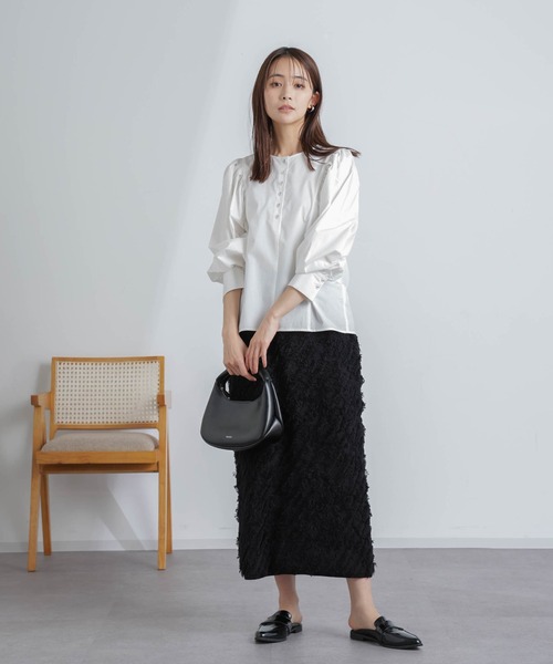 NANO universe（ナノユニバース）の「フリンジニットスカート(セットアップ可)（スカート・レディース・ブラック/オフホワイト・S/M）」の5枚目の写真