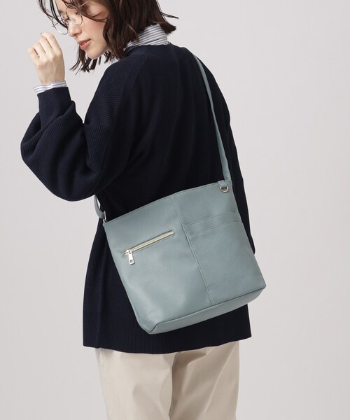 SHOO・LA・RUE(シューラルー)の「【プレゼントにも】毎日持ちたい ポケット切り換えショルダーバッグ(ショルダーバッグ・レディース・ピンク系/ライトパープル/ブラック/ライトベージュ/グレー/ブルー・00)」の18枚目の写真