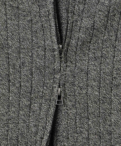 ROPE' PICNIC（ロペピクニック）の「フロントジップショート丈メランジニットプルオーバー（ニット/セーター・レディース・ブラック系その他/ライトグリーン/ブラウン・38）」の8枚目の写真