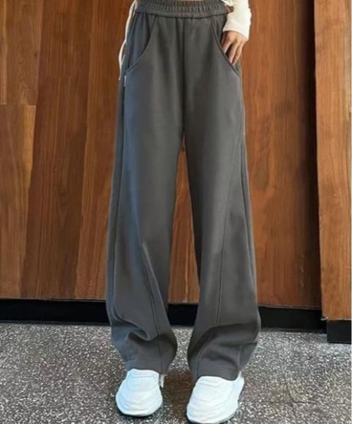 AMELY(エミリー)の「裏起毛ワイドパンツ(スウェットパンツ・レディース・グレー/ブラック/ブラウン・M/S/L)」の9枚目の写真