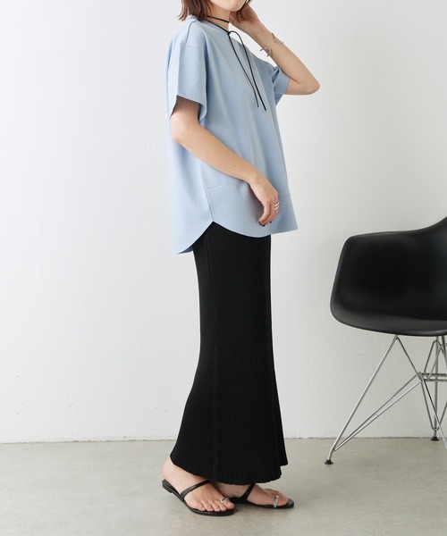 COLLAGE GALLARDAGALANTE(コラージュガリャルダガランテ)の「裾切替半袖Tシャツ(Tシャツ/カットソー・レディース・オフホワイト/ブラック/サックスブルー/ピンク/ネイビー/オレンジ/ライトグレー・FREE)」の19枚目の写真