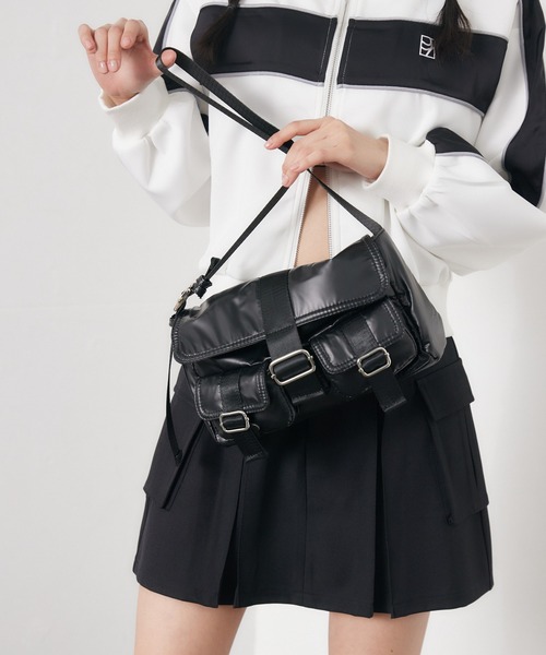 ENVYM（アンビー）の「ナイロンポケットミニバッグ（ショルダーバッグ・レディース・ブラック/シルバー・FREE）」の17枚目の写真