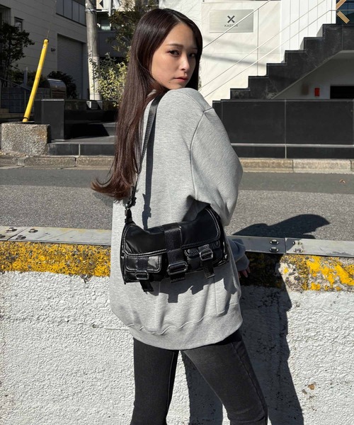 ENVYM（アンビー）の「ナイロンポケットミニバッグ（ショルダーバッグ・レディース・ブラック/シルバー・FREE）」の7枚目の写真