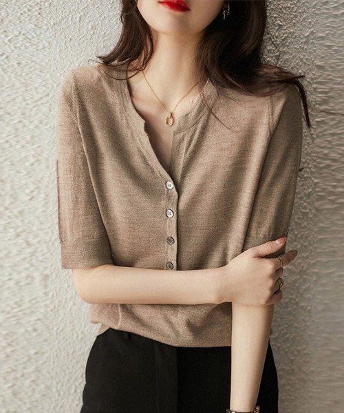 Miniministore(ミニミニストア)の「サマーニット Vネックニットトップス韓国 夏服(ニット/セーター・レディース・ネイビー/モカ/グレー/アイボリー/ピンク/ブラック・FREE)」の18枚目の写真