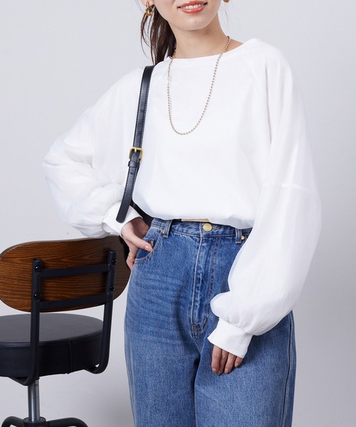 Chez toi(シェトワ)の「オーガンジーレイヤードプルオーバー(Tシャツ/カットソー・レディース・アイボリー/ブラック/グレイッシュベージュ/オレンジ・FREE)」の2枚目の写真