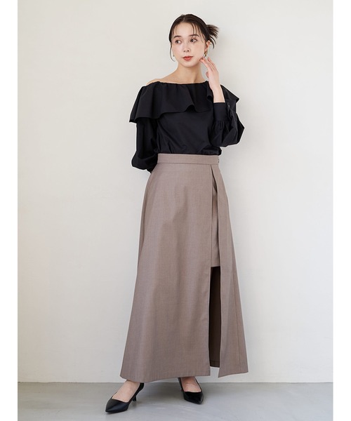 Stylevoice for xxx（スタイルヴォイスフォー）の「ワンショルダーラッフルカラーブラウス（シャツ/ブラウス・レディース・ブラック/ホワイト/ライトブルー・FREE）」の20枚目の写真