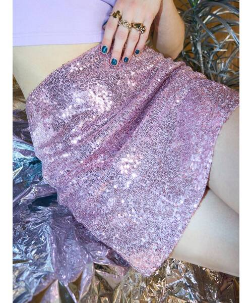 EVRIS（エヴリス）の「スパンコールミニスカート（スカート・レディース・シルバー/ピンク・MEDIUM/SMALL）」の6枚目の写真