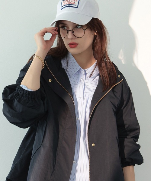 saloon（サルーン）の「SALOON(サルーン)/ハイデンクロスブルゾン（マウンテンパーカー・レディース・ネイビー/アイボリー・FREE）」の14枚目の写真