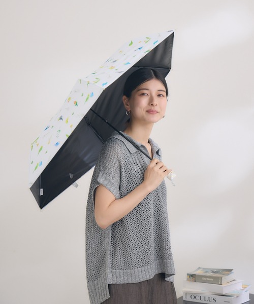 nifty colors(ニフティーカラーズ)の「【KATHARINE ROSS】nifty colors 完全遮光 晴雨兼用 小鳥柄スレンダーミニ 日傘(折りたたみ傘・レディース・ネイビー/オフホワイト・MEDIUM)」の7枚目の写真