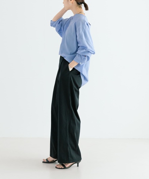 URBAN RESEARCH（アーバンリサーチ）の「ソフトツイルタックワイドパンツ（その他パンツ・レディース・グリーン系その他/ブラック・36/40/38）」の10枚目の写真