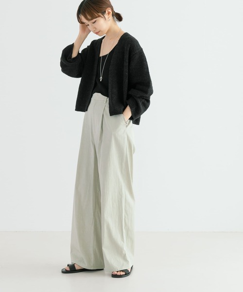 URBAN RESEARCH（アーバンリサーチ）の「ソフトツイルタックワイドパンツ（その他パンツ・レディース・グリーン系その他/ブラック・36/40/38）」の15枚目の写真