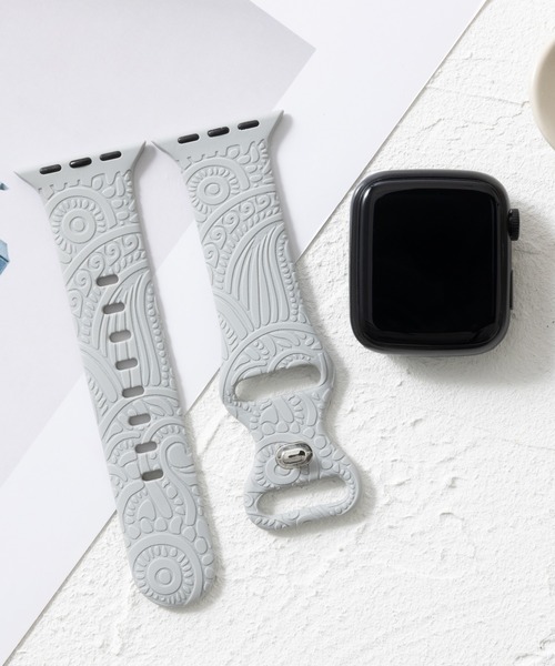 emonique(エモニーク)の「シリコン製 Apple Watch バンド スマートウォッチバンド【38/40/41/42/44/45/49mm対応】(デジタル腕時計・レディース・ミント/パープル/ワインレッド/ホワイト/グリーン/テラコッタ/ピンク/ライトピンク/ブラック/スモークピンク/ブルー/グレー/オフホワイト・42/38)」の4枚目の写真