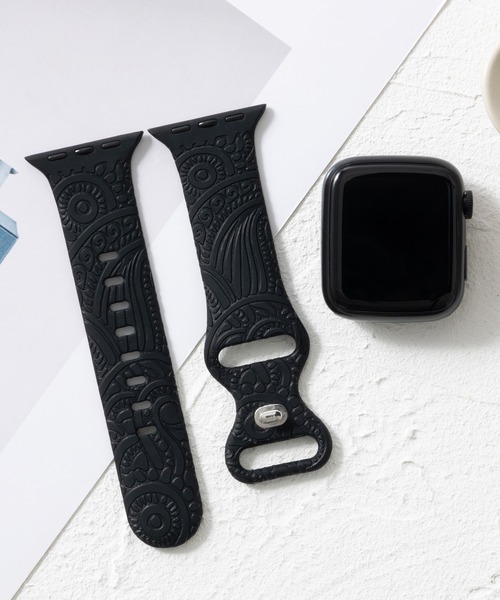 emonique(エモニーク)の「シリコン製 Apple Watch バンド スマートウォッチバンド【38/40/41/42/44/45/49mm対応】(デジタル腕時計・レディース・ミント/パープル/ワインレッド/ホワイト/グリーン/テラコッタ/ピンク/ライトピンク/ブラック/スモークピンク/ブルー/グレー/オフホワイト・42/38)」の1枚目の写真