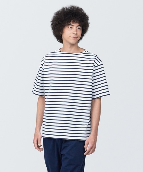 無印良品（ムジルシリョウヒン）の「紳士　洗いざらし太番手ボートネック五分袖Ｔシャツ（Tシャツ/カットソー・メンズ・ダークブラウン系4/ブラック系2/ブルー系6/ネイビー系1・XL/L/M/S）」の3枚目の写真