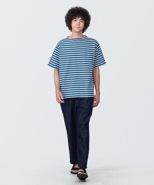 無印良品（ムジルシリョウヒン）の「紳士　洗いざらし太番手ボートネック五分袖Ｔシャツ（Tシャツ/カットソー・メンズ・ダークブラウン系4/ブラック系2/ブルー系6/ネイビー系1・XL/L/M/S）」の16枚目の写真